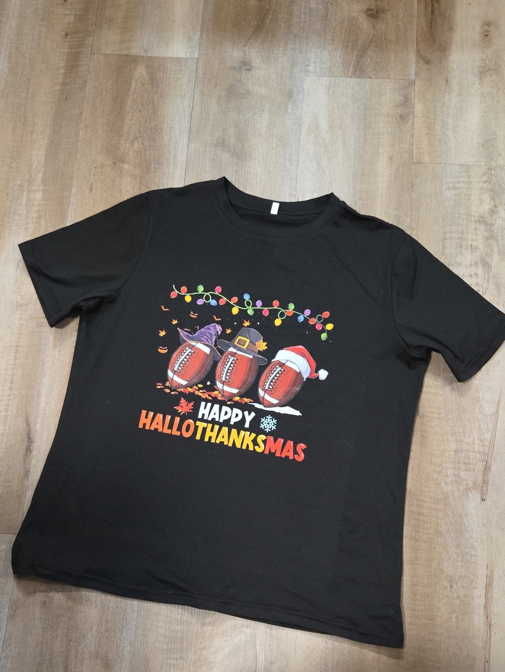 Happy HalloThanksMas T-shirt..XL